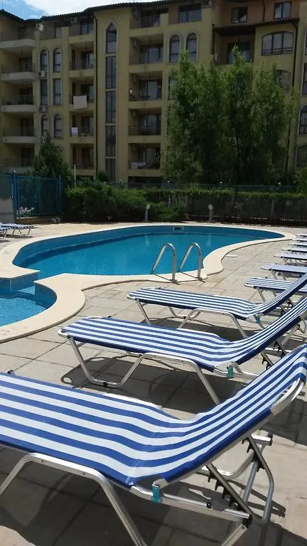 סאני ביץ' Sunny Residence Complex