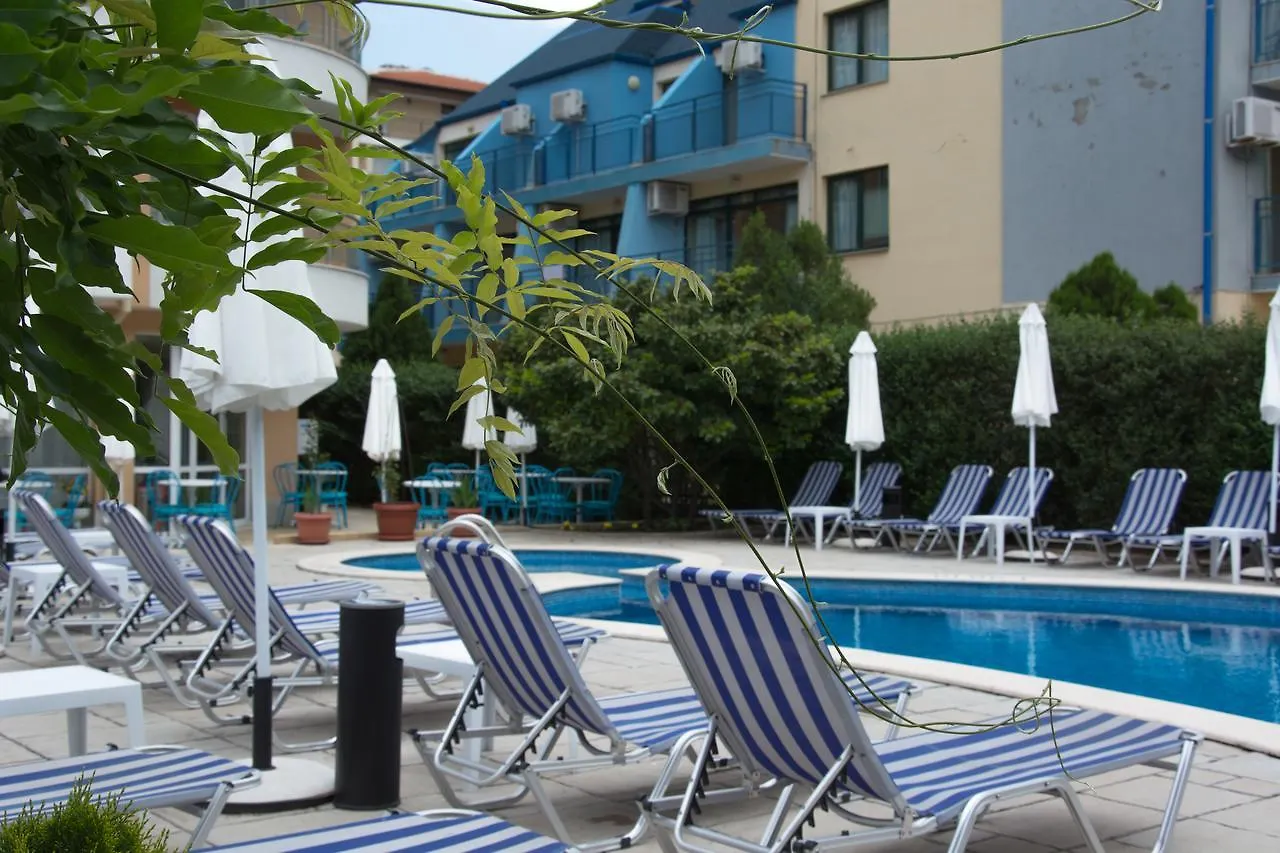 סאני ביץ' Sunny Residence Complex מלון דירות
