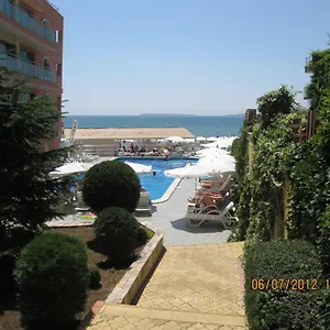 Sunny Bay *** Sunny Beach